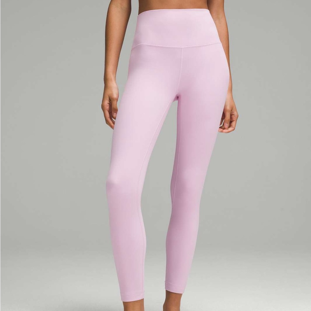 NWT Lululemon Align™ High-Rise
Pant 25" - Vitapink